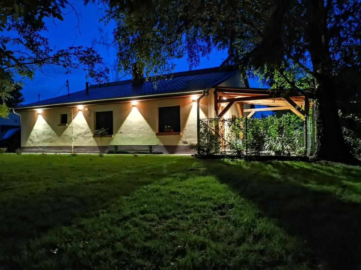 Szent Erzsebet Apartmanhaz Kecskemét Exterior foto