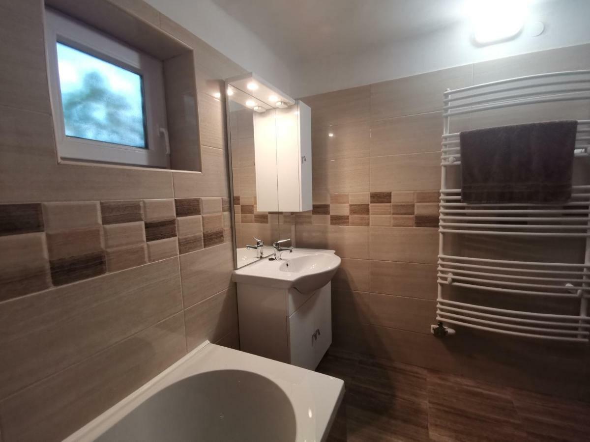 Szent Erzsebet Apartmanhaz Kecskemét Exterior foto